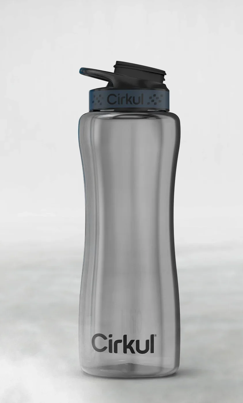 Cirkul 32oz. Black Tint Plastic Cirkul Bottle w/ Gray & Black Cirkul Lid 2.0